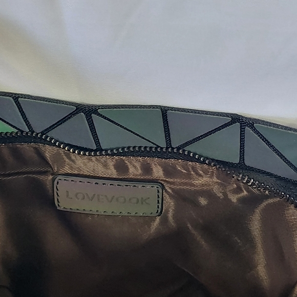 Chic Black Geometric Shoulder Bag - Picture 3 of 3